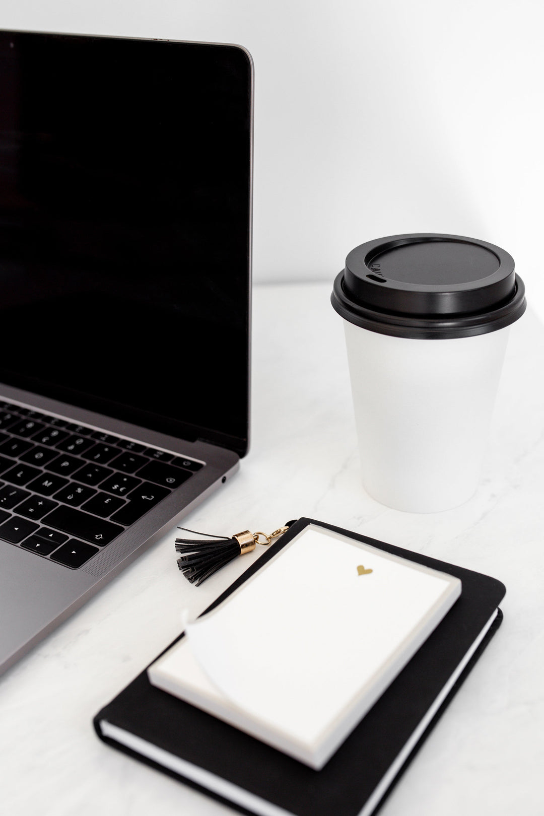 The Ultimate Guide to Setting Up A Killer Home Office