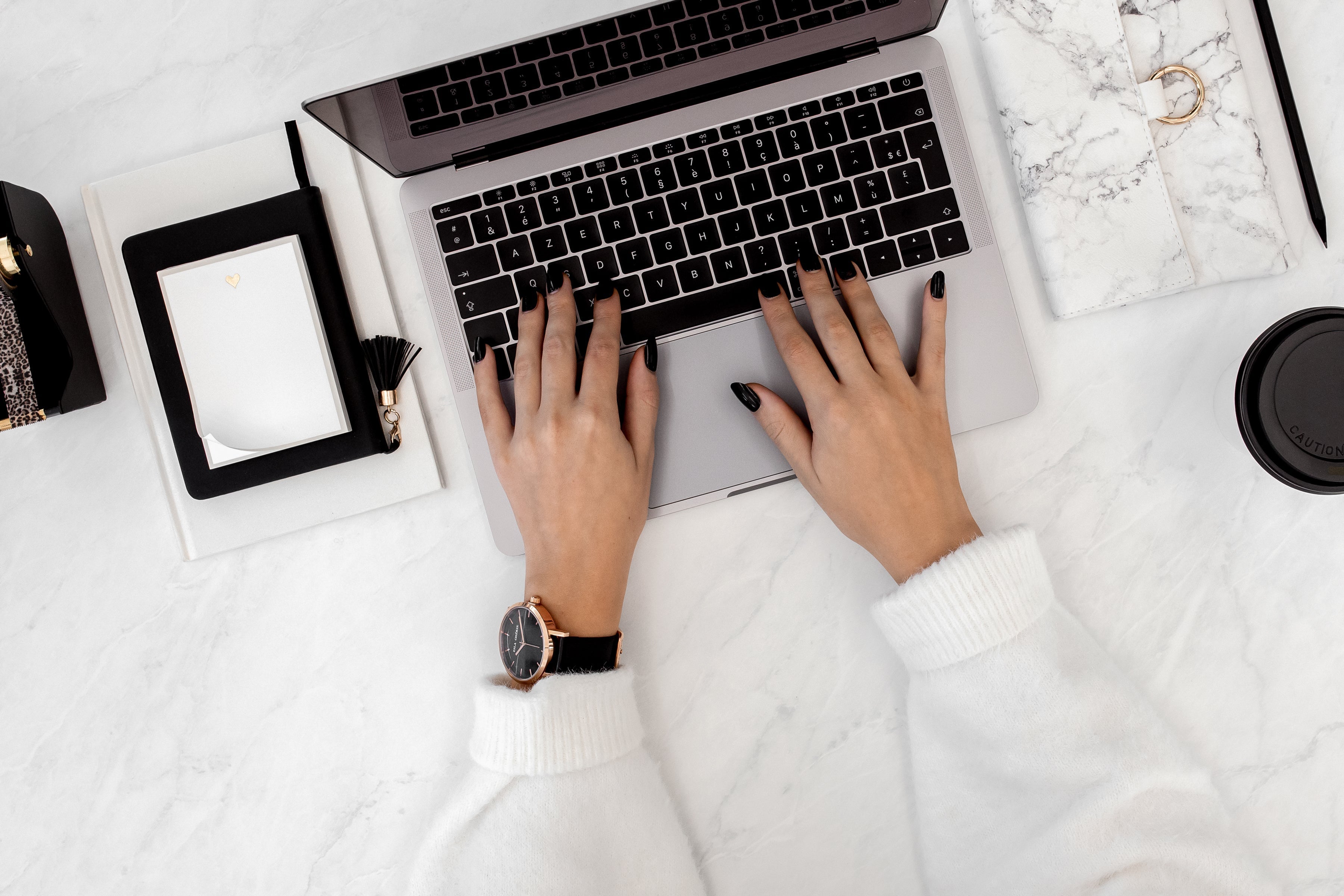 How to Create a Positive and Inspiring Office Space