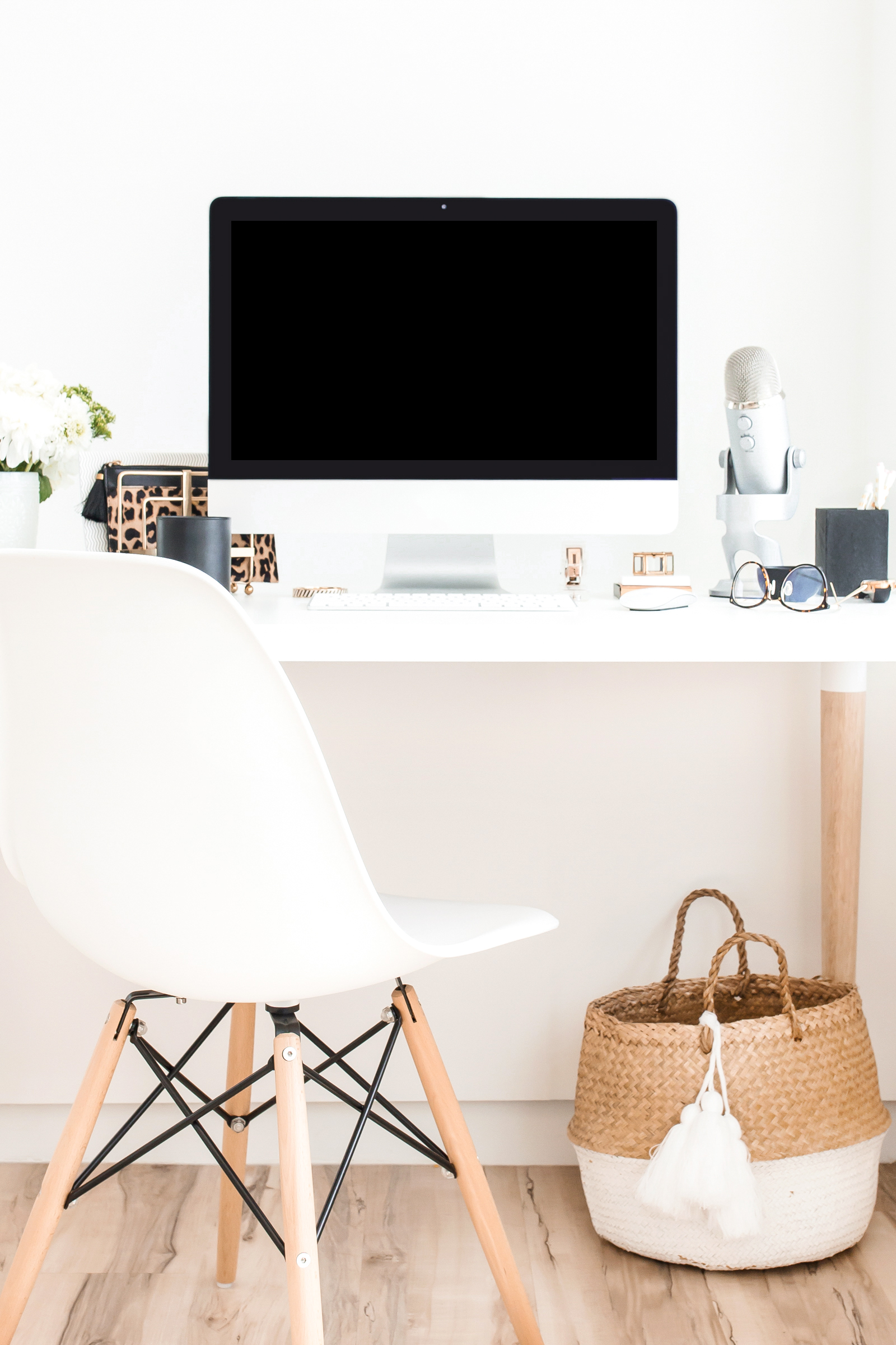 Why it's Worth Paying a Professional to Create Your Pitch Deck