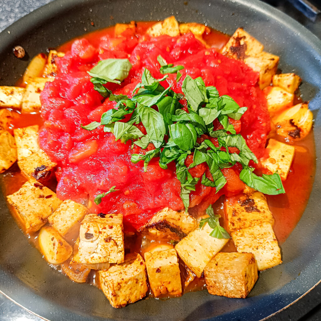 meat free spaghetti bolognese with tofu