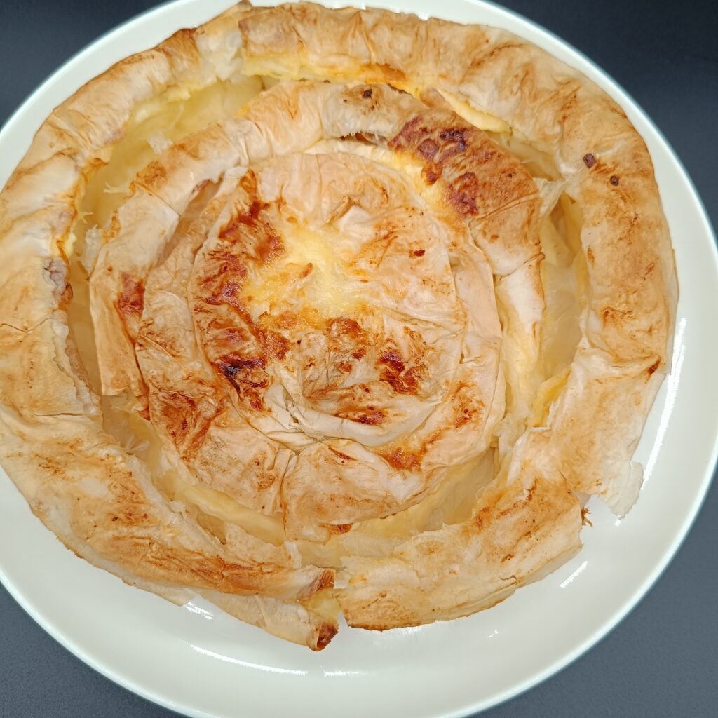 how to make traditional Bulgarian Banitsa