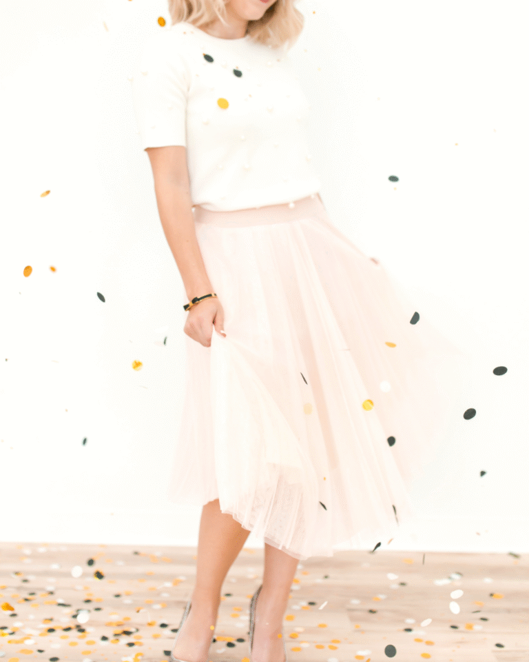 What are the different types of skirts